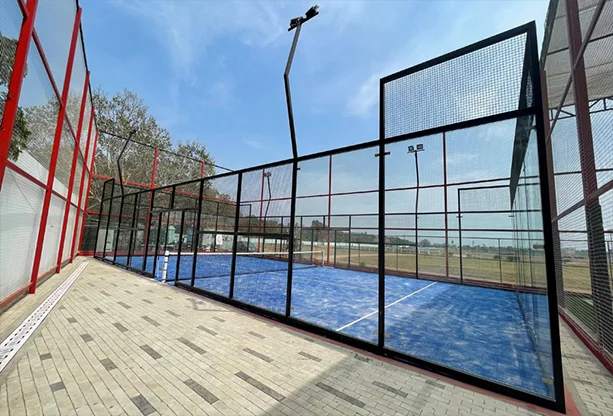 the best padel court price